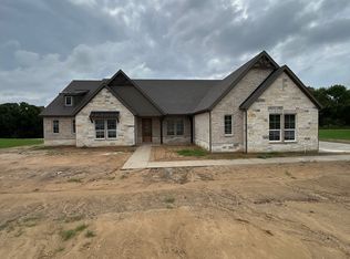 1103 Perrin Ln, Van Alstyne, TX 75495