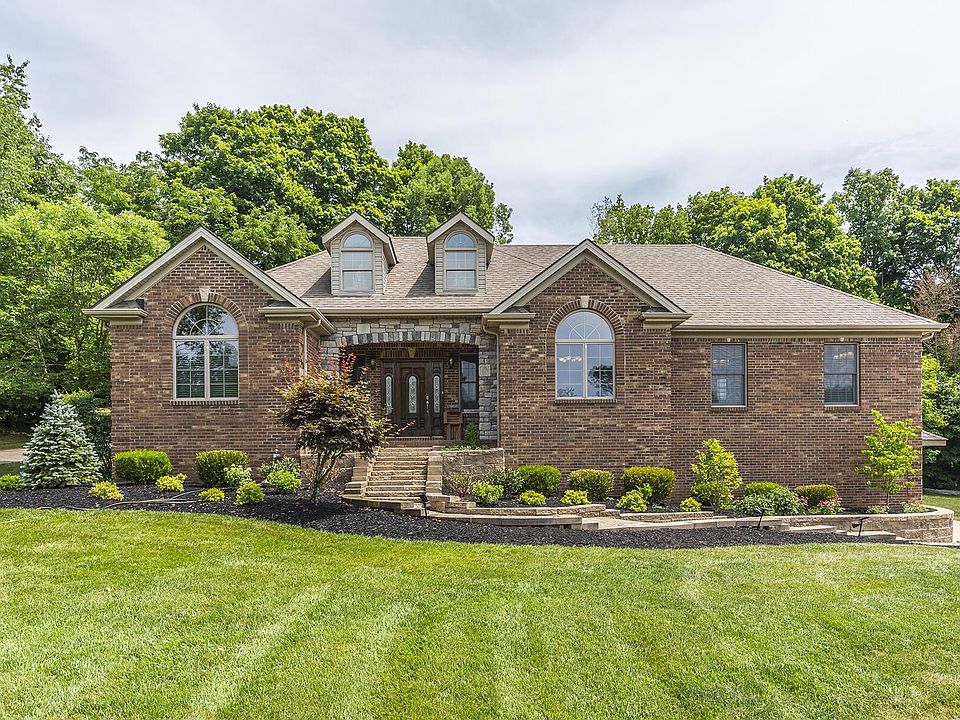 1st image of 121 Green Sentinel Dr