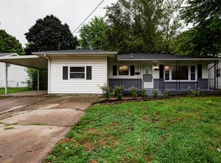2542 E Bennett St, Springfield, MO 65804