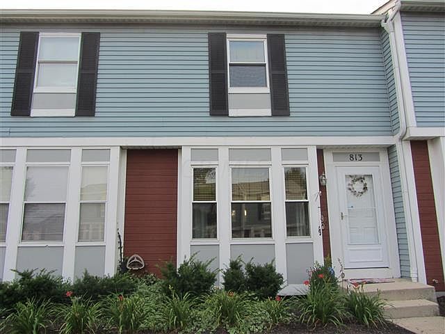 1st image of 813 Pine Way Dr