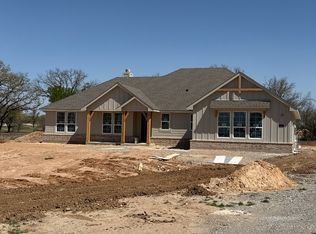 156 Oak Grove Way, Springtown, TX 76082