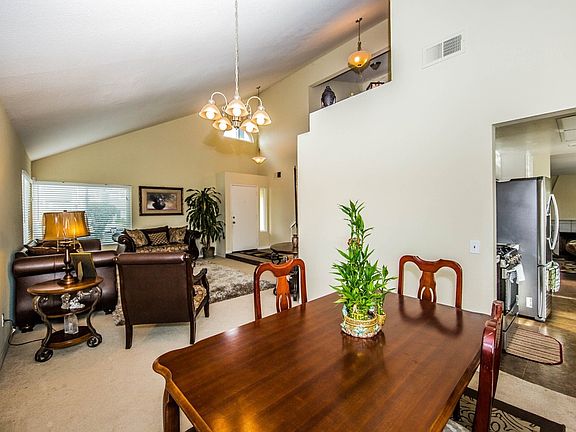 3rd image of 15863 Ninya Ave