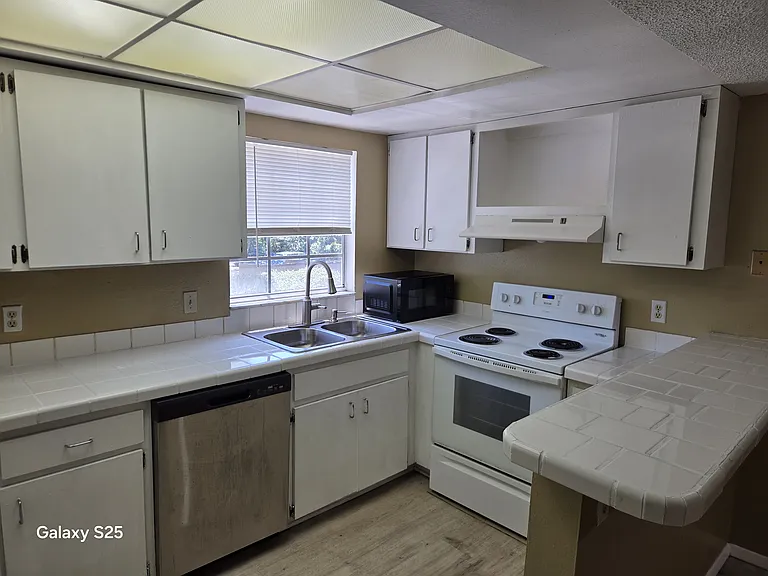 14440 Reuter Strasse Cir #2 — Photo 8