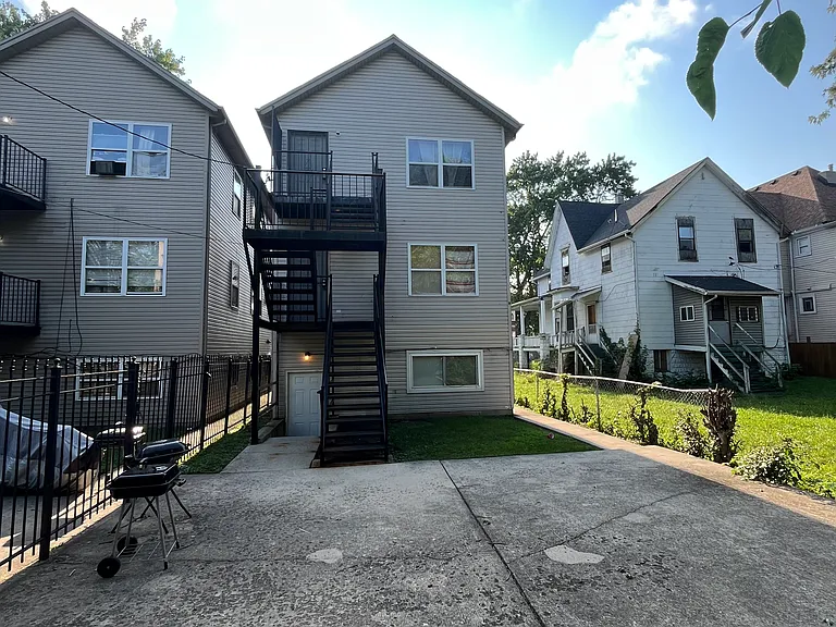 6957 S Princeton Ave #G — Photo 14