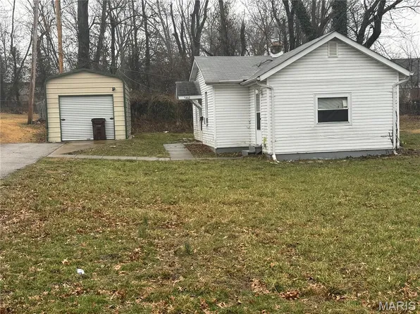 5460 Wilborn Dr, Saint Louis, MO 63136