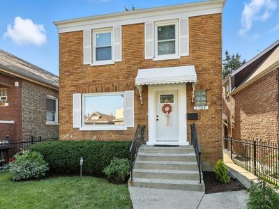 7704 S Wood St, Chicago, IL, 60620