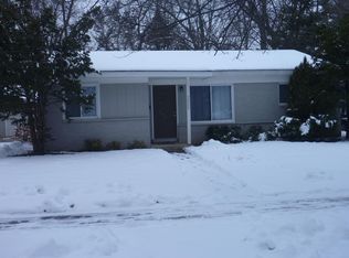 2825 Beacon Hill St, Ann Arbor, MI 48104