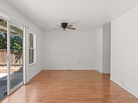 5th image of 989 Kingwood Street