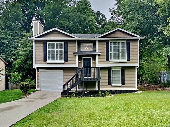 2nd image of 1511 Chelsea Downs Dr NE