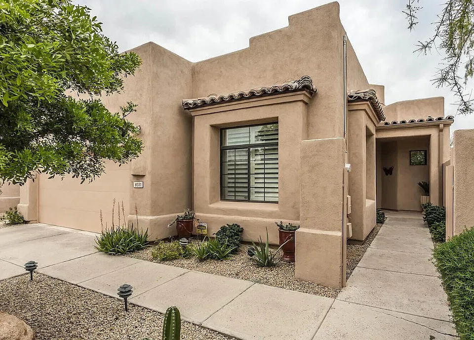 8331 E Cactus Wren Rd