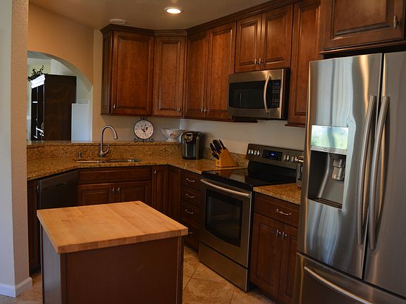 Kitchen with island