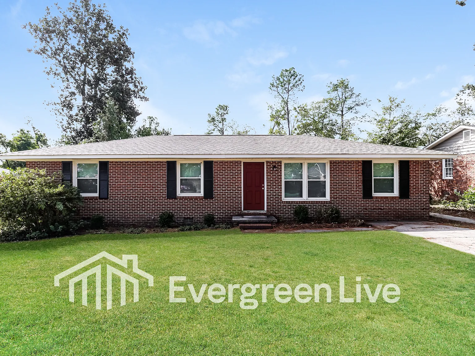 3 bed, 2.0 bath, 1458 sqft, $1,245 — Photo 2
