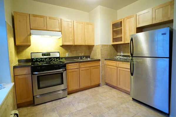 Rented by Bohemia Realty Group | media 13