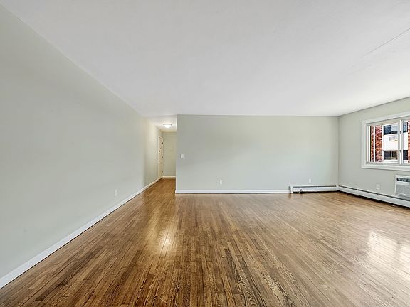 2nd image of 2453 Union Blvd APT 3A