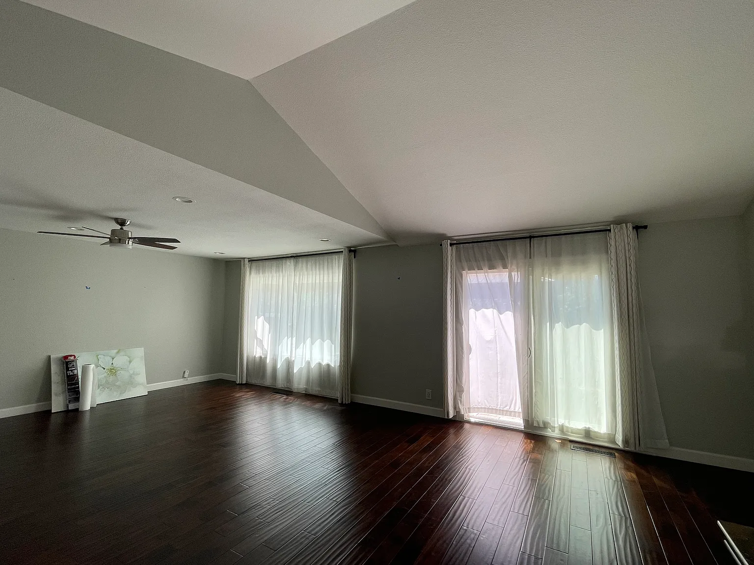 4 bed, 1655 sqft, $5,000 — Photo 4