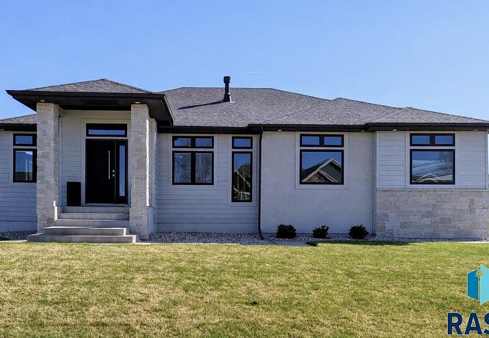 1st image of 9005 W Dragonfly Dr
