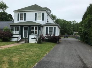 7169 Manlius Center Rd, East Syracuse, NY 13057