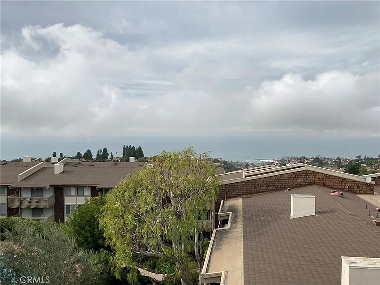 6542 Ocean Crest Dr #B306 — Photo 35