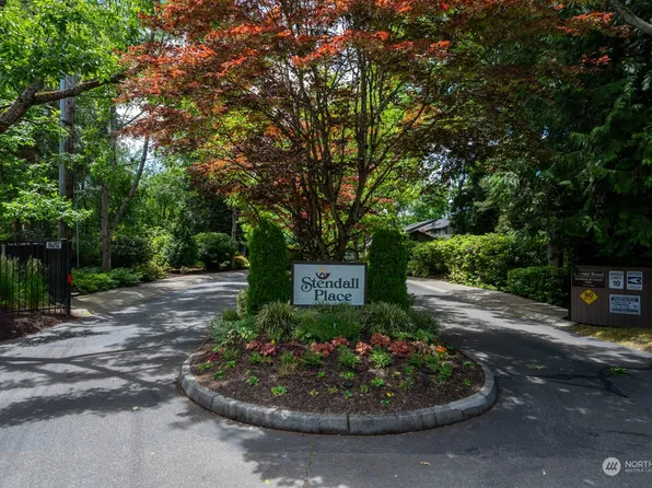 11825 Stendall Drive N, Seattle, WA 98133