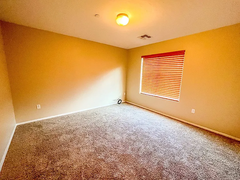 853 W Calle Barbitas — Photo 20