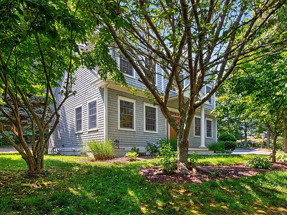 2nd image of 3 Baywood Drive