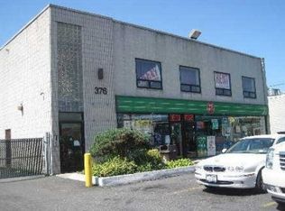 376 S Bayview Ave, Freeport, NY 11520