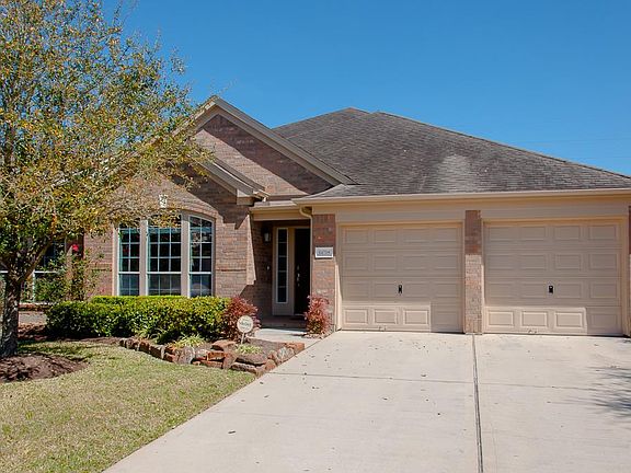 3rd image of 14718 Fountain Stone Ln