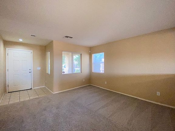 5th image of 10562 N 116th Ln