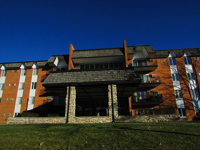 1st image of 4221 Saratoga Ave APT 409A