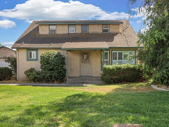 3rd image of 25892 E Mahon Ave
