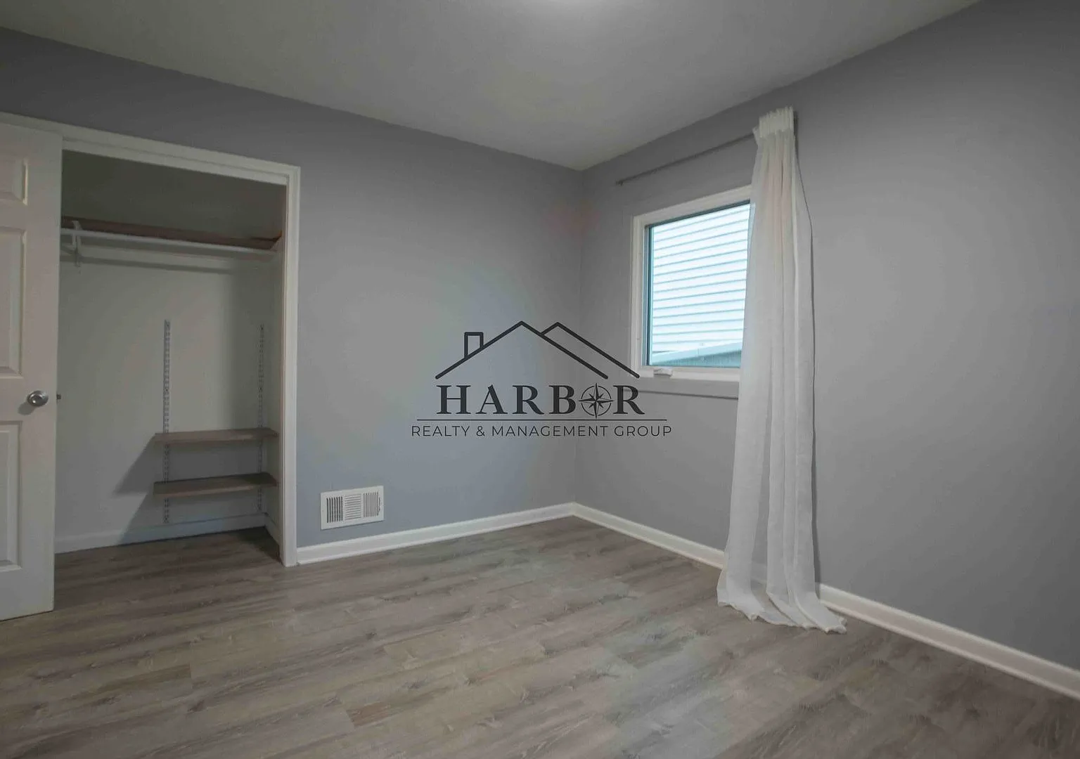 2 Bedroom Single-Family Home in SW Rochester — Photo 4
