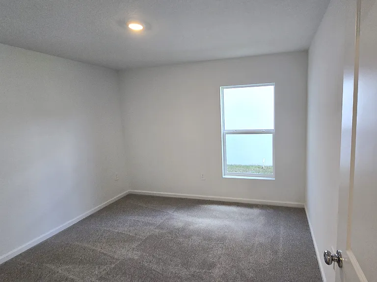 2150 Chris Dr — Photo 15