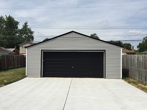 3rd image of 26413 Princeton St