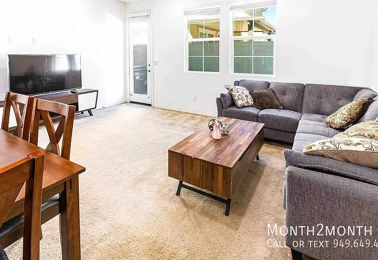5910 Sendero Ave — Photo 4