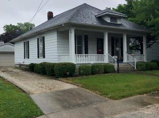 202 W Lincoln St, White Hall, IL 62092