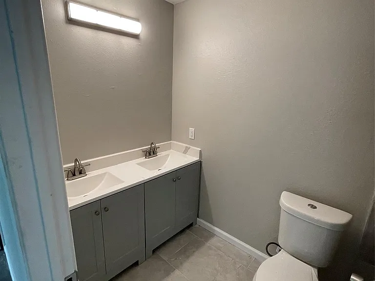 3211 Retta St — Photo 7