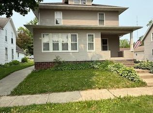 105 Oak St N, Mabel, MN 55954