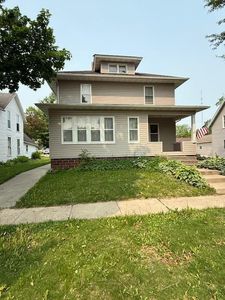 105 Oak St N, Mabel, MN, 55954