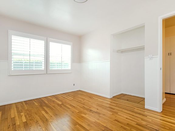 5th image of 10667 Hallwood Dr