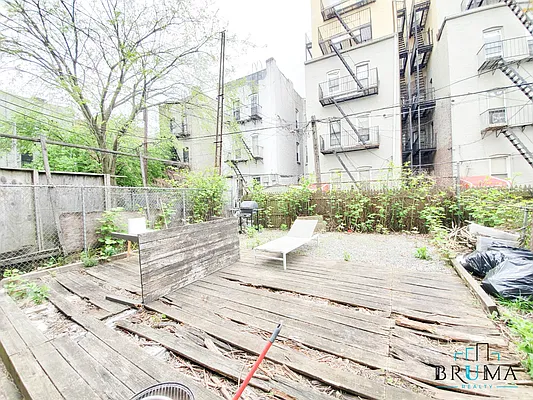 Rented by Bruma Realty LLC | media 29