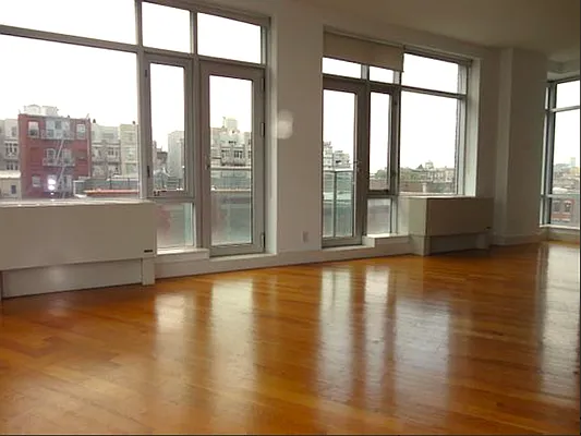 Rented by Loom Group | media 14