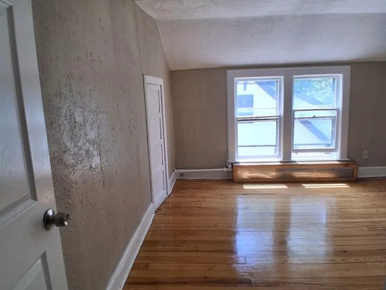199 Smith St #3D — Photo 2
