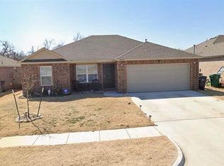 10620 SW 22nd St, Yukon, OK 73099
