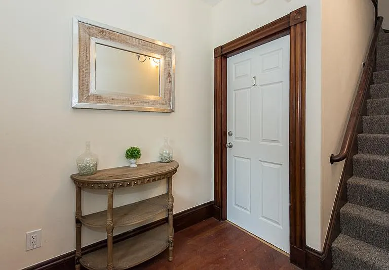 688 E 6th St #3 — Photo 21