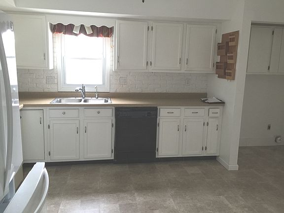 5th image of 1031 Westchester Ct #Ctw2-p18