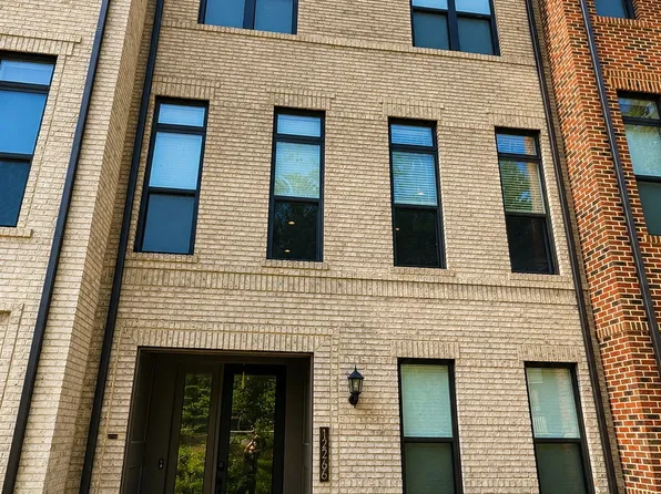 12266 Sessile Cmns, Fairfax, VA 22030