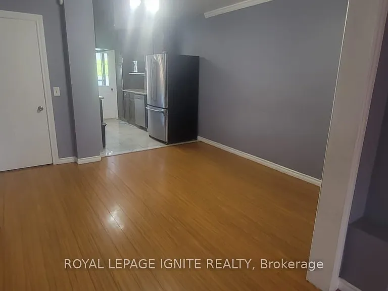 1128 Mercer St — Photo 11