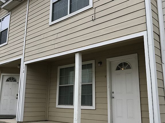 2nd image of 12 Bratton Dr