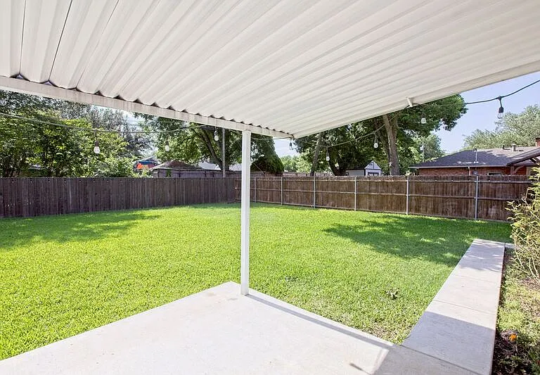 304 S Grove Rd — Photo 4