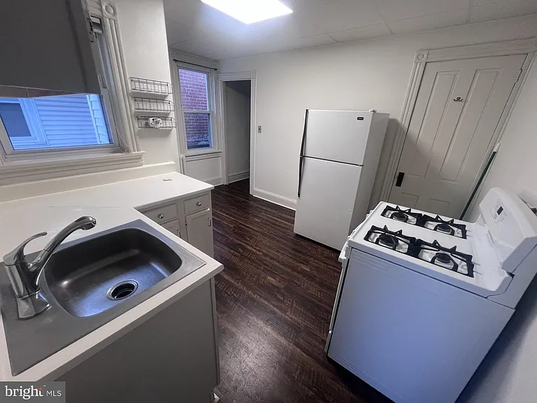 17 N 23rd St #2 — Photo 11